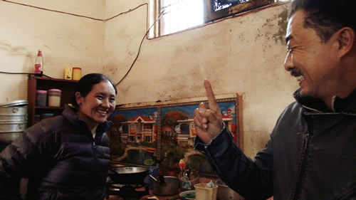 中原氏とチベット人女性